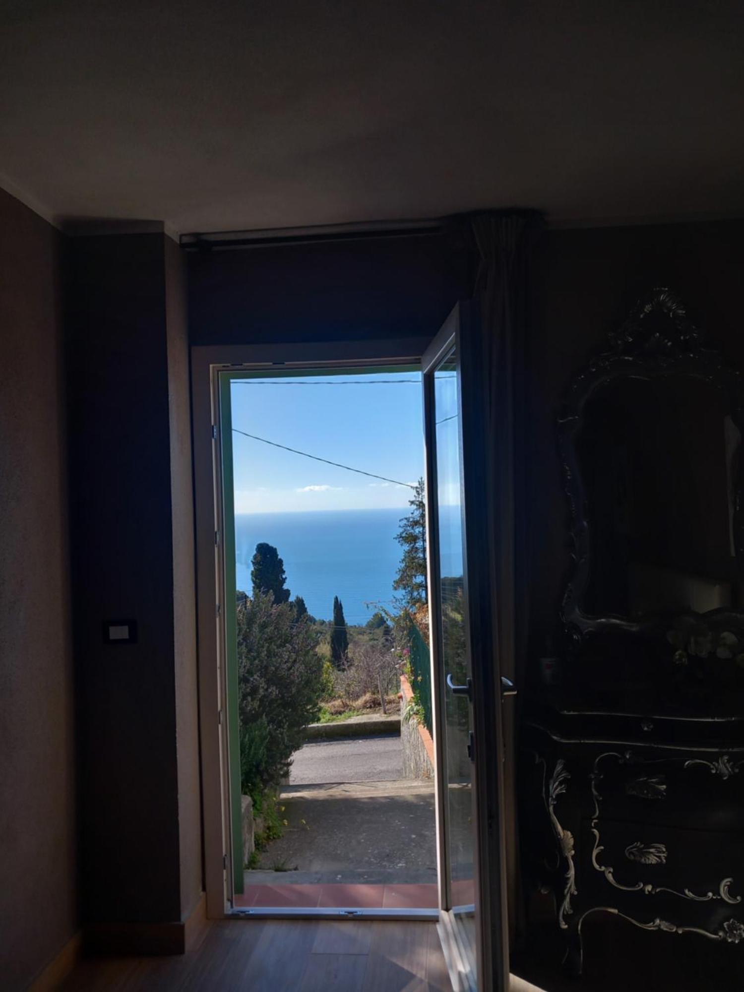 Dolci Risvegli Appartamento Vista Mare Ventimiglia Cameră foto